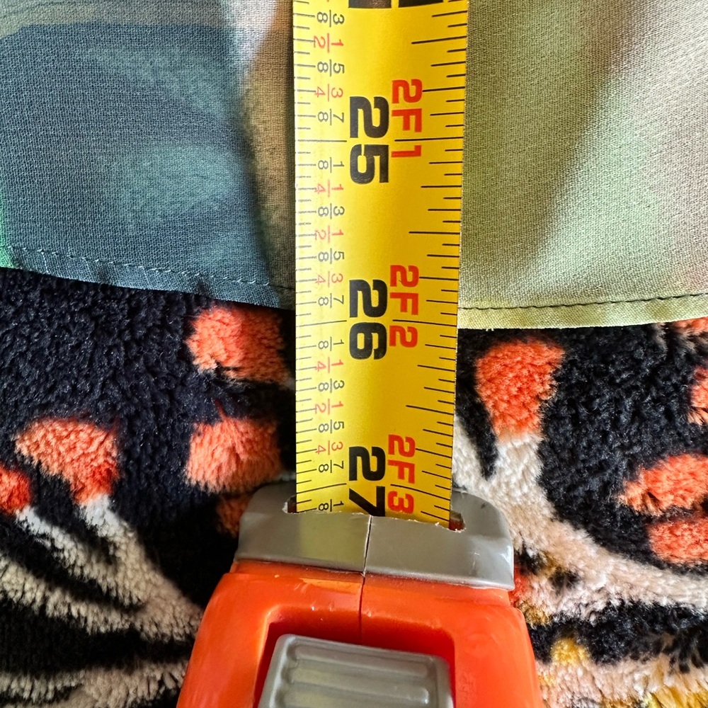 Chico’s travelers collection, top size 1.sizing chart in photos . Multicolored. - Picture 10 of 12